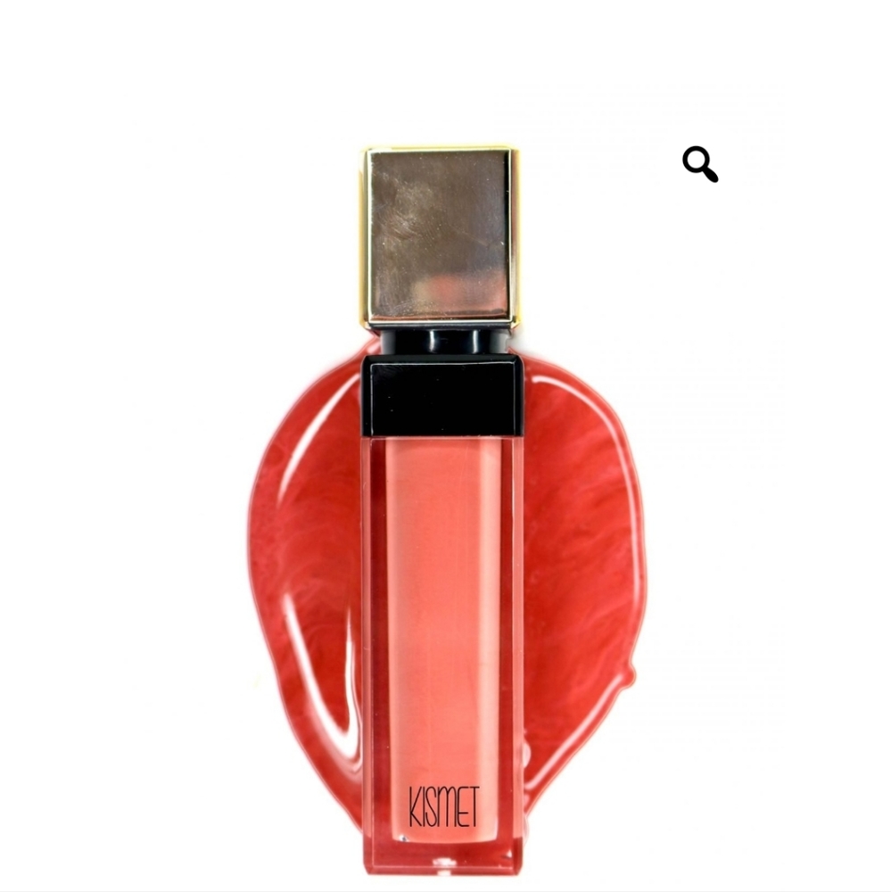 Lip plumping gloss